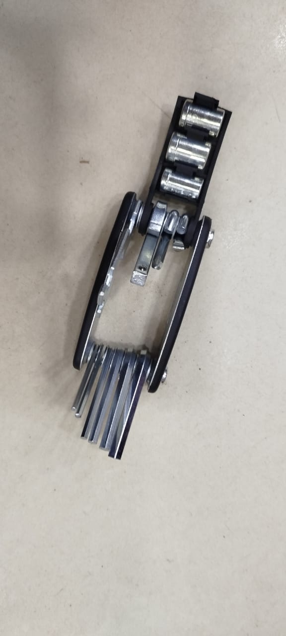 12 in 1 Portable Tools Kit